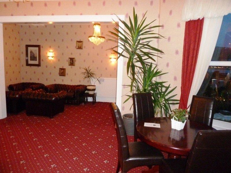 The Central Hotel Llandudno Exteriör bild
